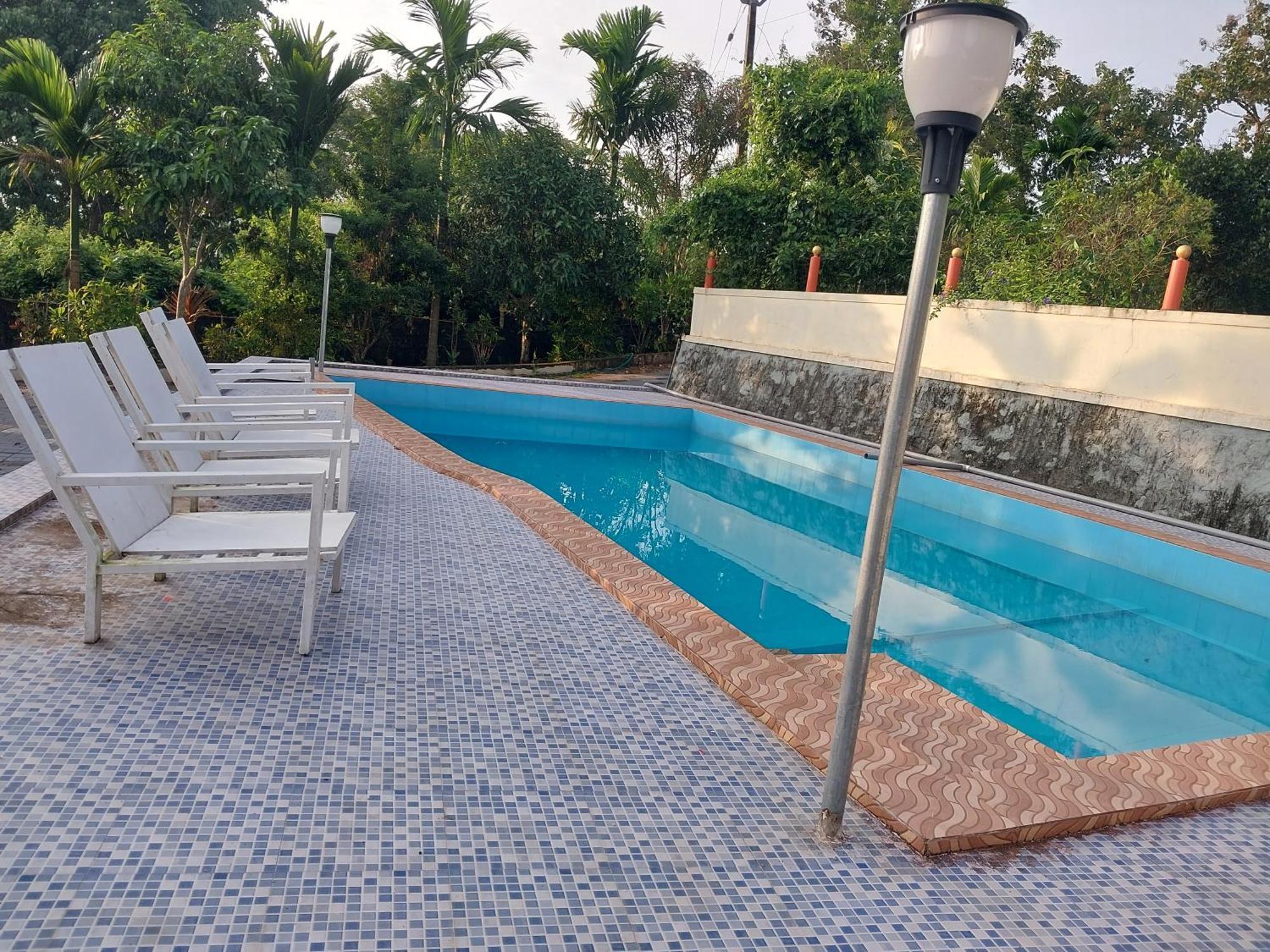 Stayberries River Rock Villa Athirapilly Kizhake Chālakudi Exteriér fotografie