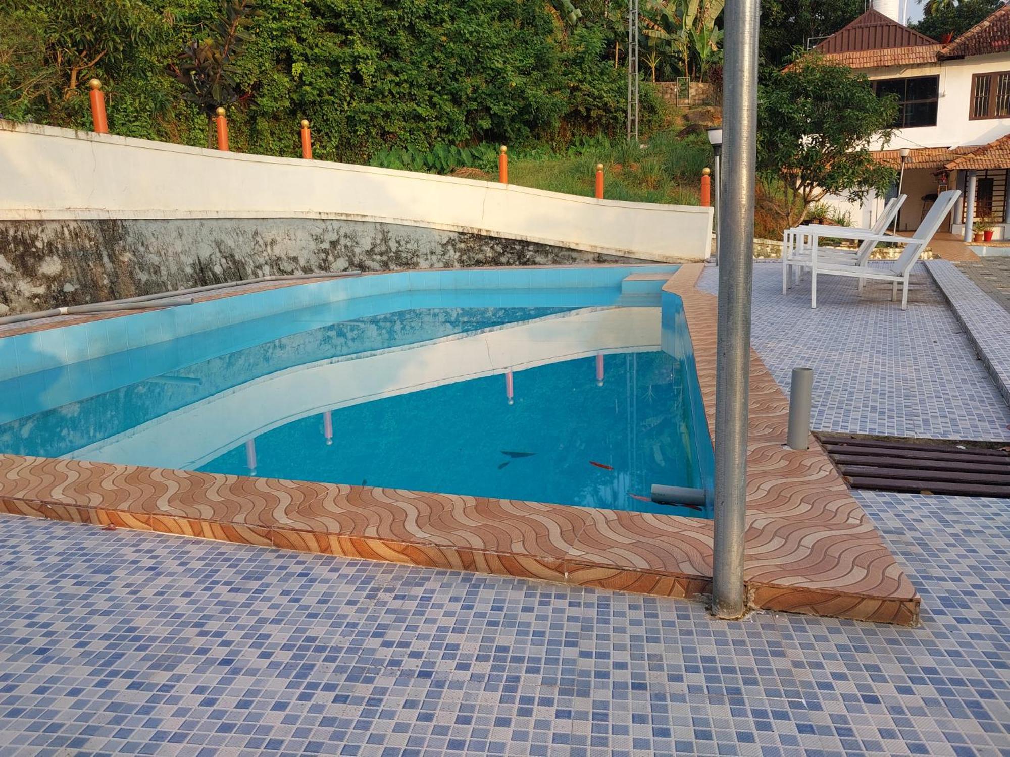 Stayberries River Rock Villa Athirapilly Kizhake Chālakudi Exteriér fotografie
