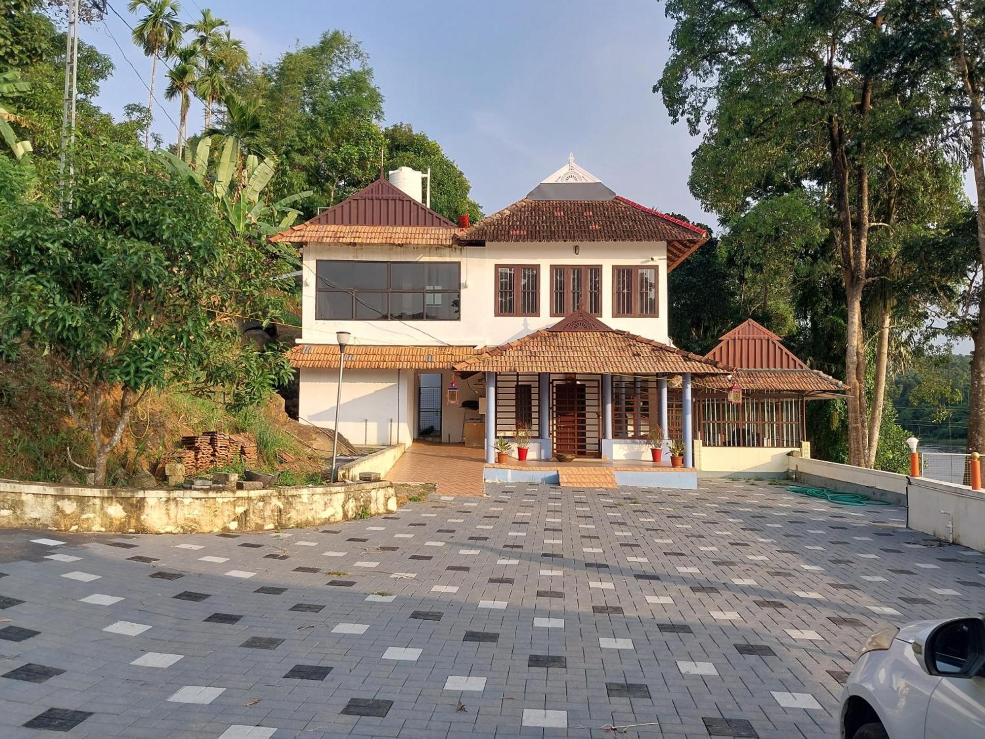 Stayberries River Rock Villa Athirapilly Kizhake Chālakudi Exteriér fotografie